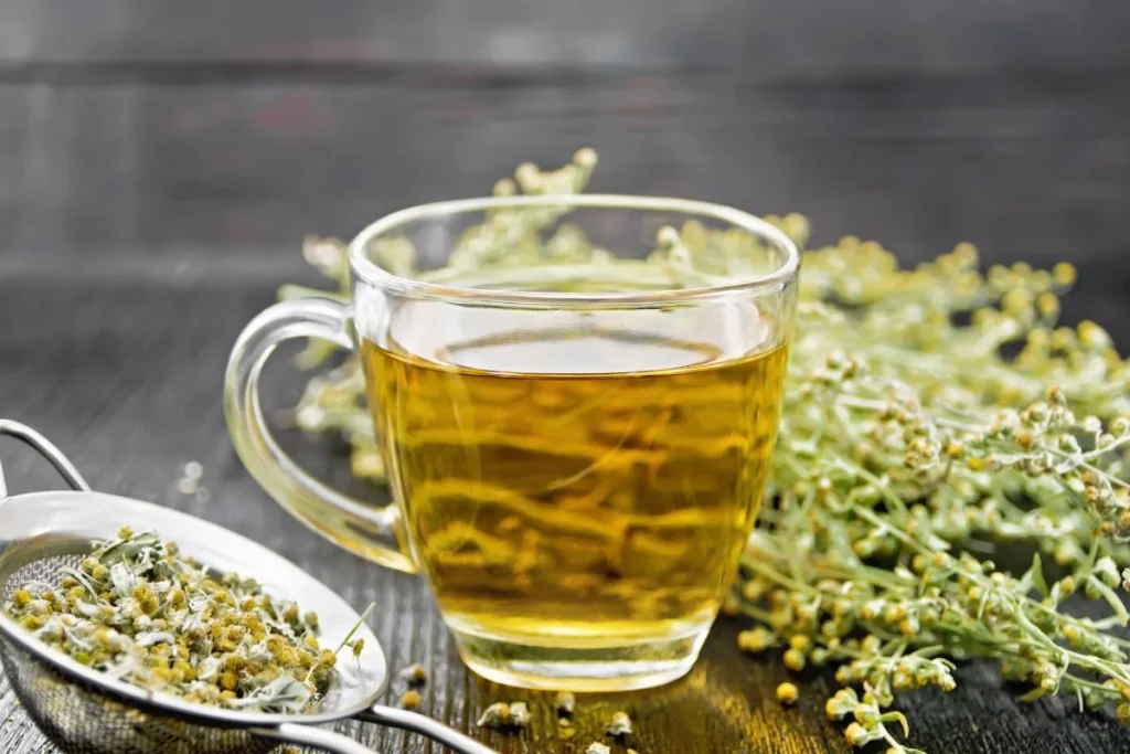 Wormwood tea benefits as detox tea