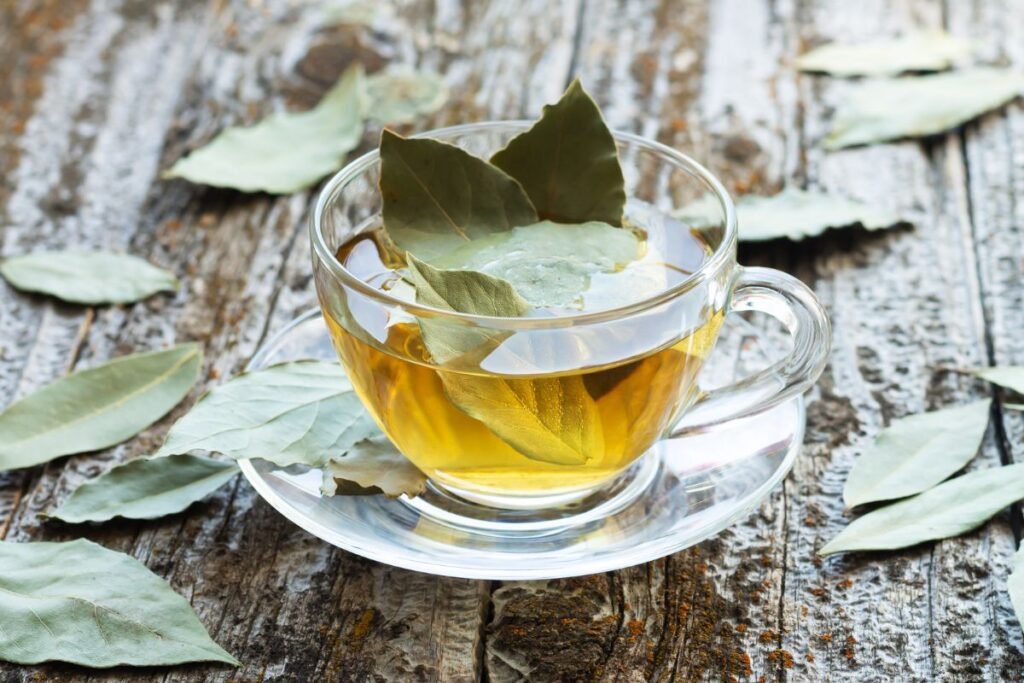 Bay leaf tea