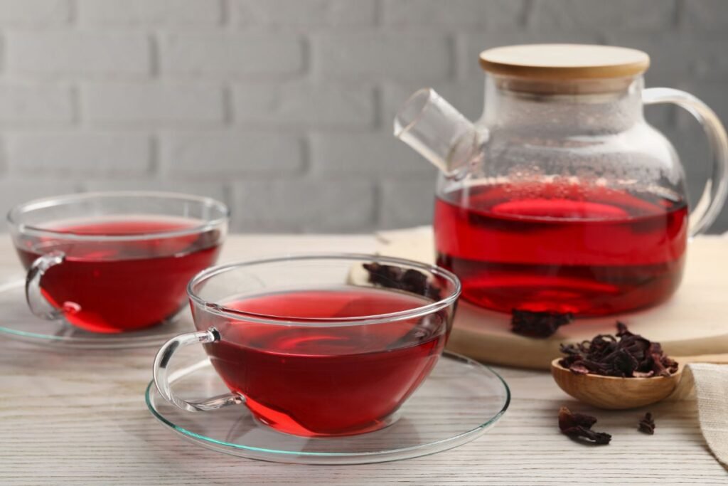 Hibiscus tea benefits and side effects