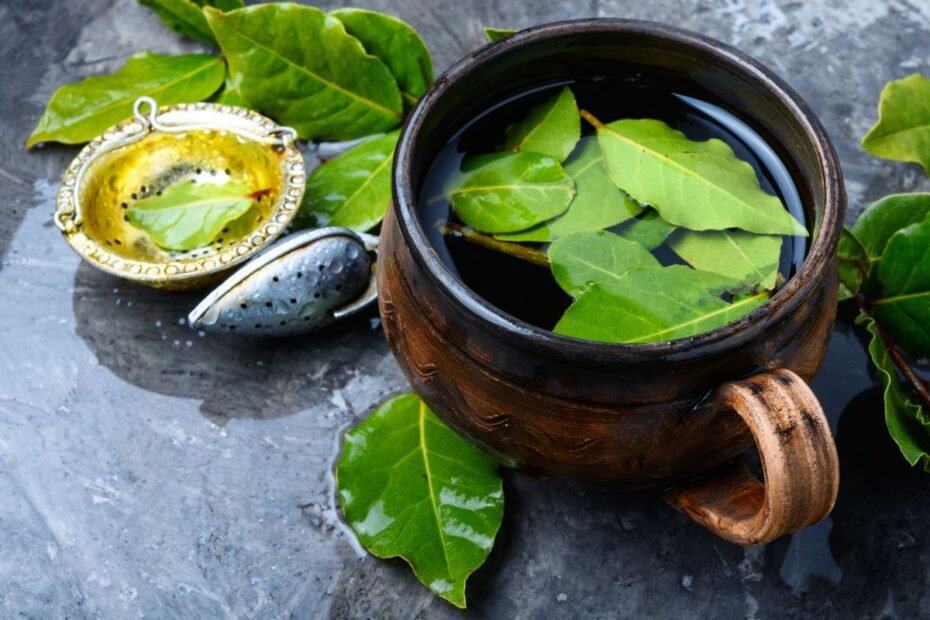 Benefits of bay leaf tea