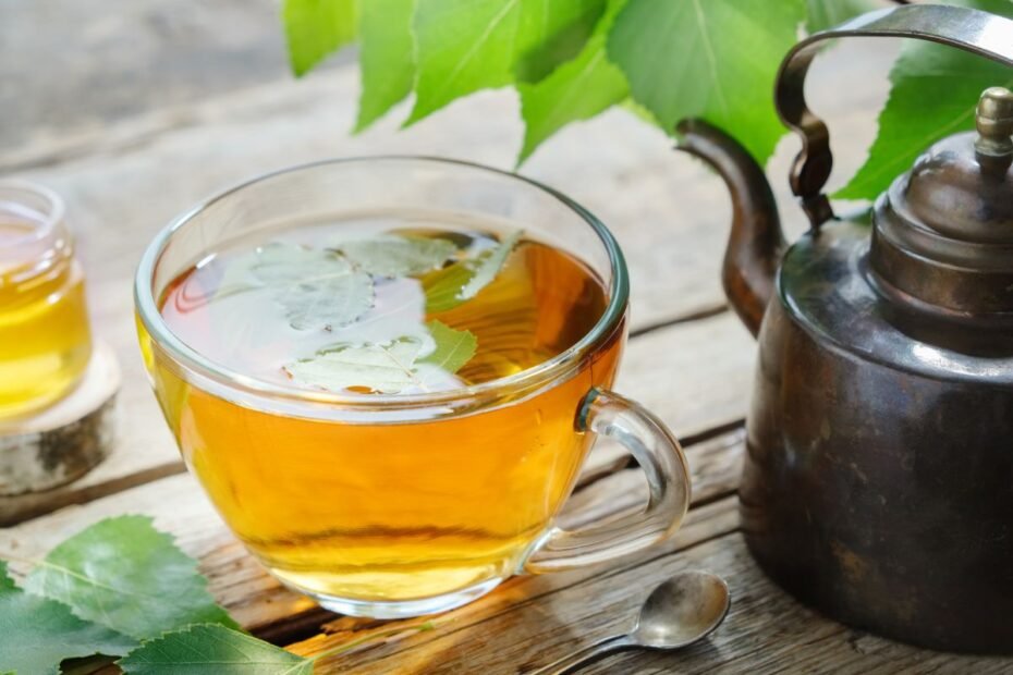 Birch leaf tea